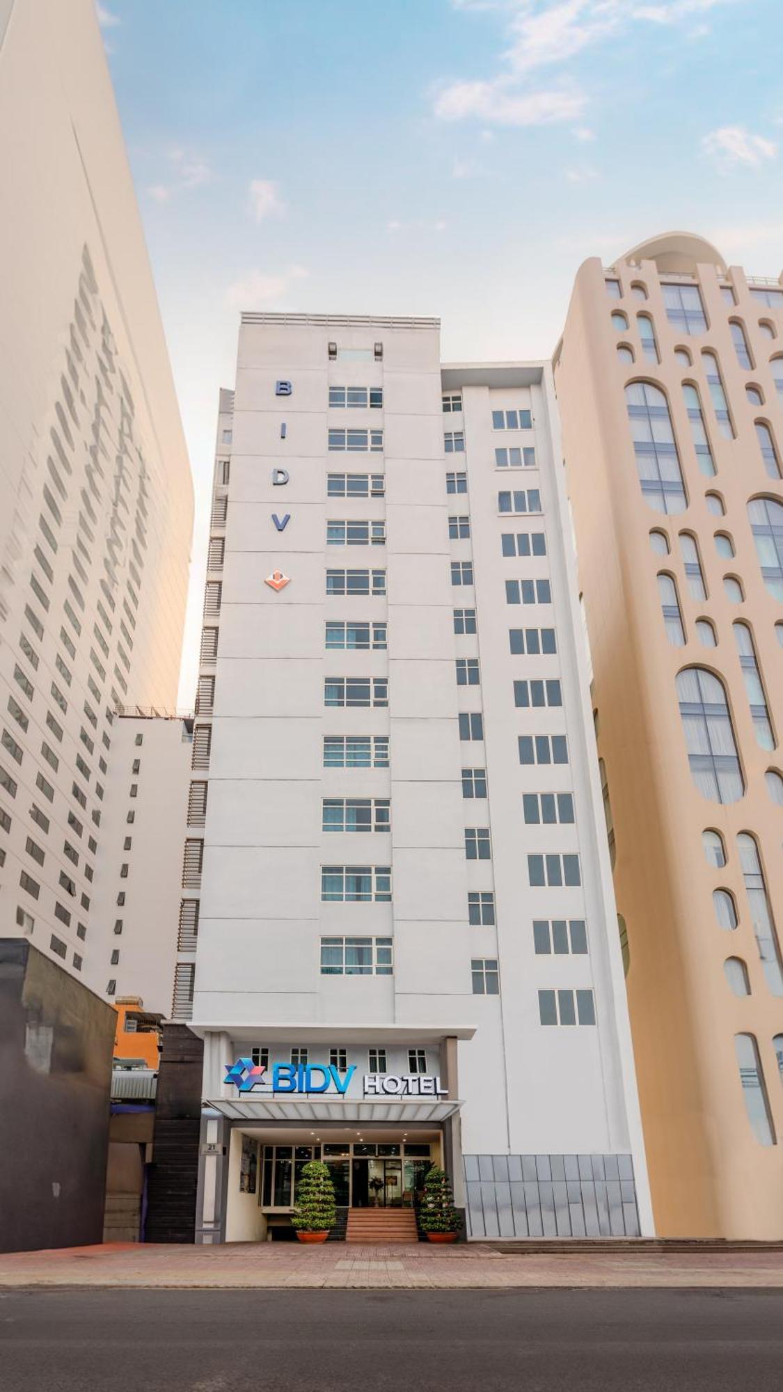 บีไอดีวี โฮเทล แอนด์ คอนเฟอเรนซ์ เซ็นเตอร์ Hotel ญาจาง ภายนอก รูปภาพ