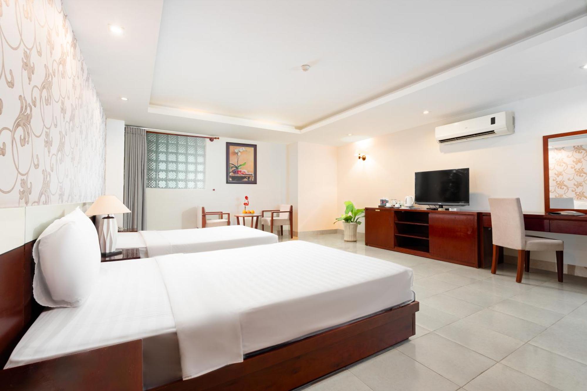 บีไอดีวี โฮเทล แอนด์ คอนเฟอเรนซ์ เซ็นเตอร์ Hotel ญาจาง ภายนอก รูปภาพ