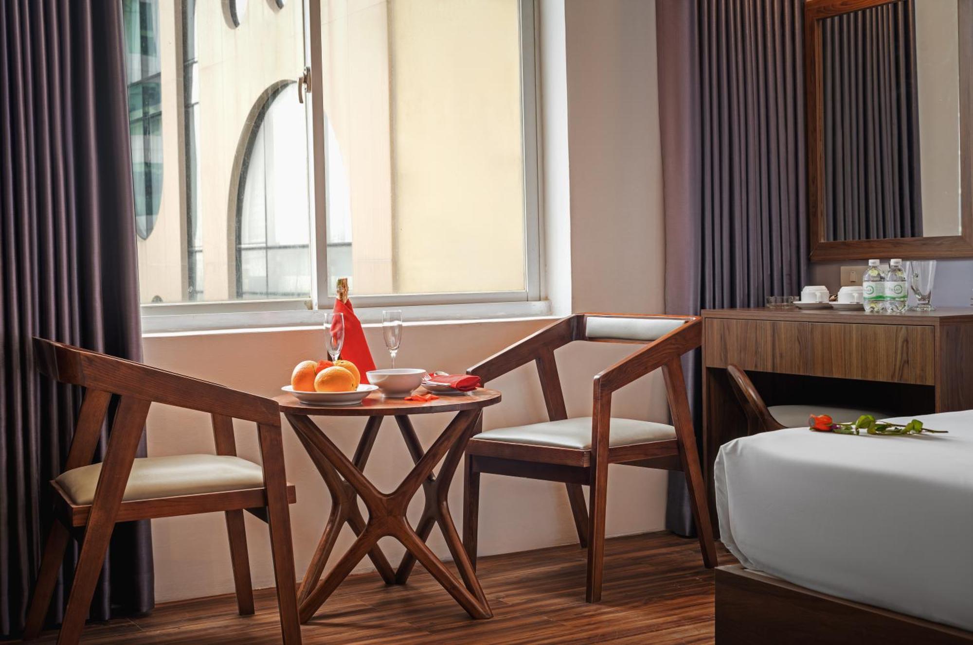 บีไอดีวี โฮเทล แอนด์ คอนเฟอเรนซ์ เซ็นเตอร์ Hotel ญาจาง ภายนอก รูปภาพ