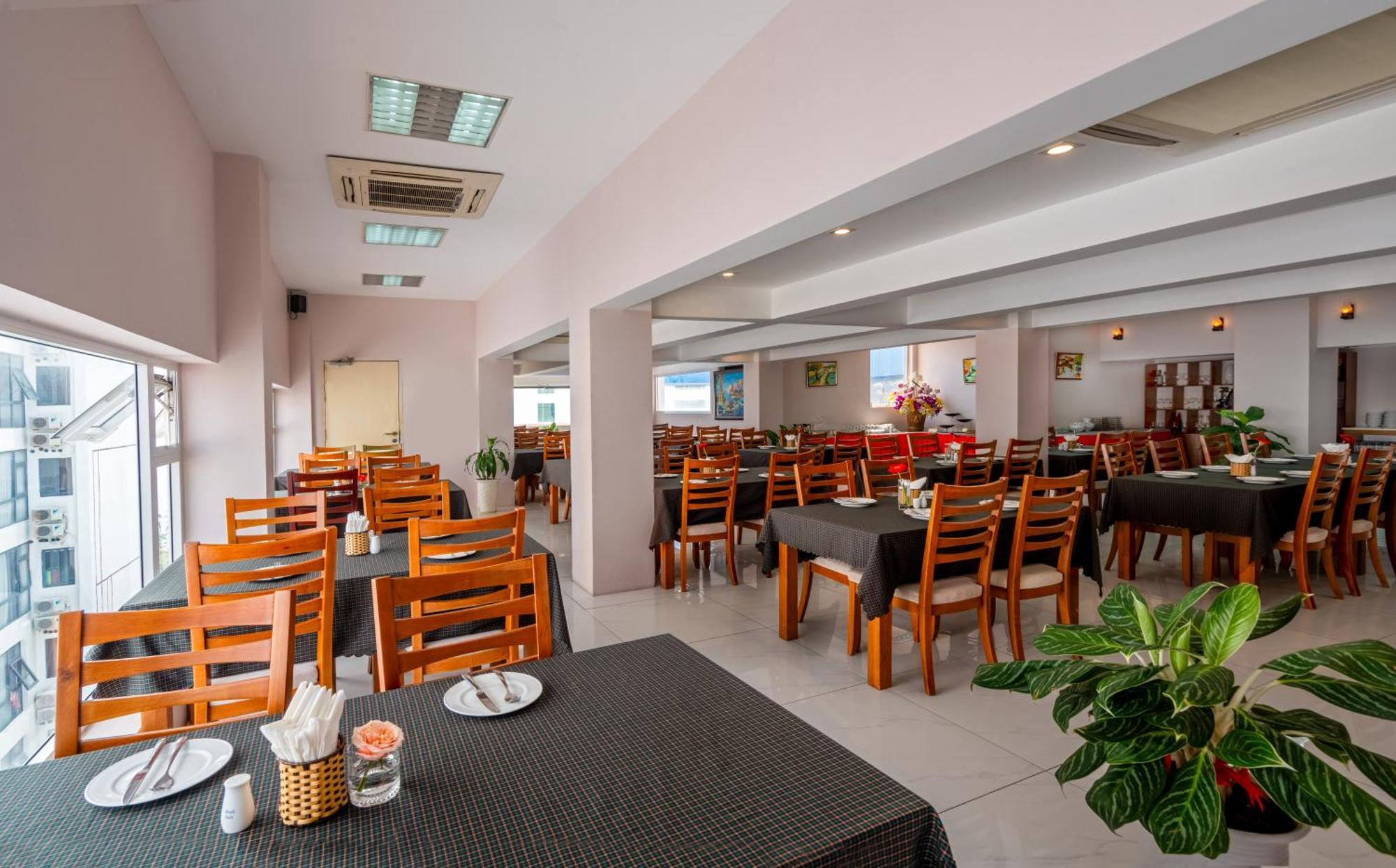 บีไอดีวี โฮเทล แอนด์ คอนเฟอเรนซ์ เซ็นเตอร์ Hotel ญาจาง ภายนอก รูปภาพ